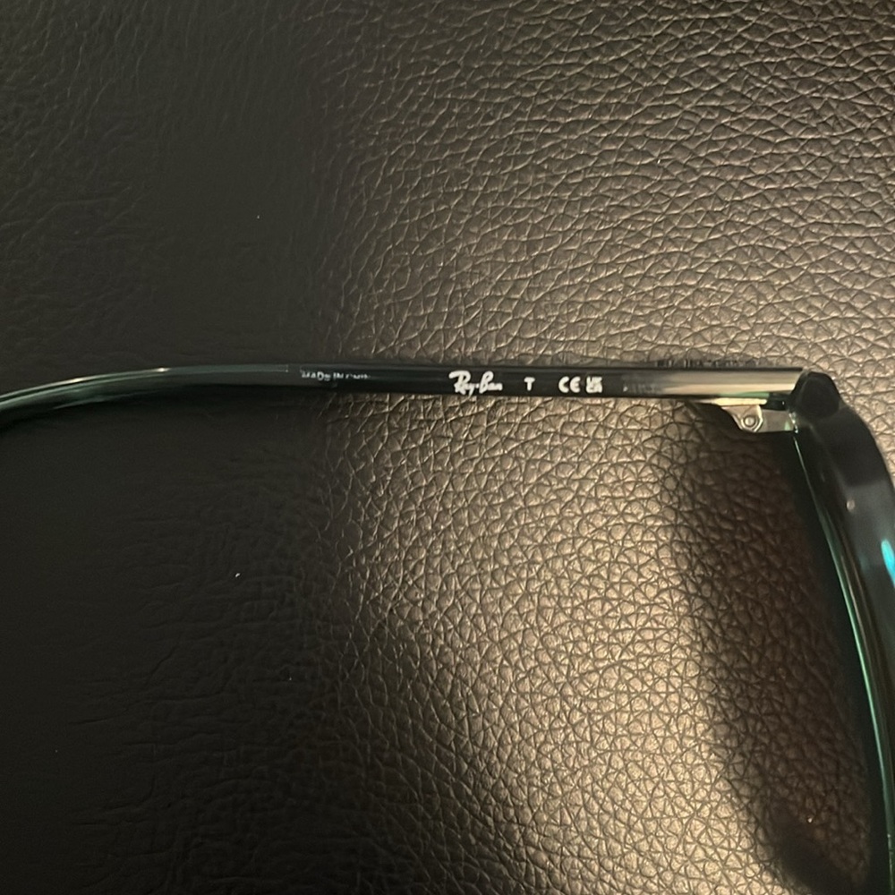 Ray-Ban Green Sunglasses - Picture 13 of 13